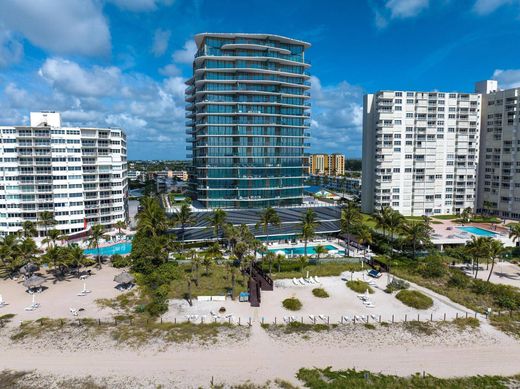 Residential complexes in Pompano Beach, Broward County