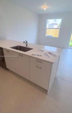 Townhouse - North Miami, Miami-Dade County