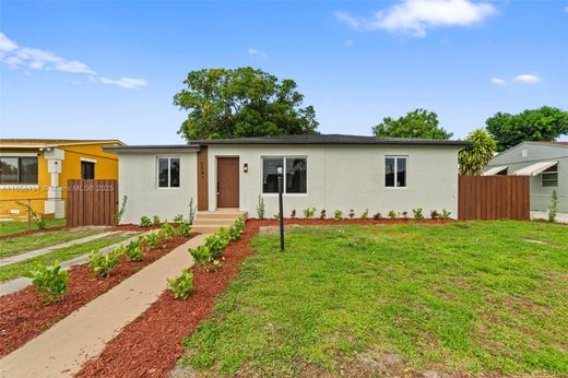Villa in Miami Heights Trailer Park, Miami-Dade County
