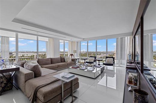 Complexes résidentiels à Bal Harbour, Comté de Miami-Dade