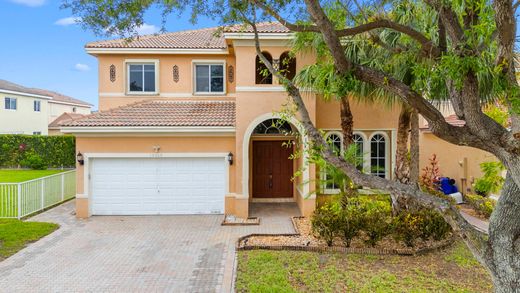 Villa in Pembroke Pines, Broward County