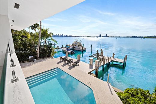 Villa in North Bay Village, Miami-Dade County