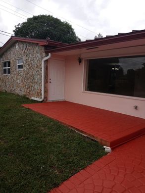 Villa en Hallandale Beach, Broward County