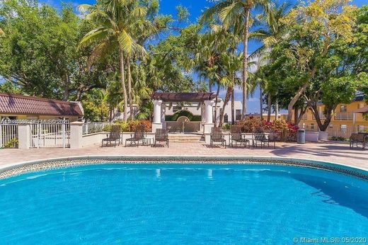 Komplex apartman Miami, Miami-Dade County