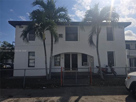Residential complexes in Hialeah, Miami-Dade