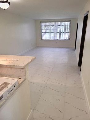 Residential complexes in Plantation, Broward County