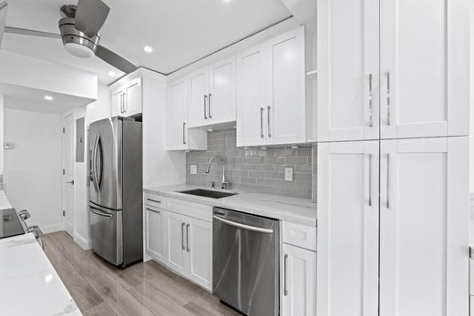 公寓楼  Boca Raton, Palm Beach County