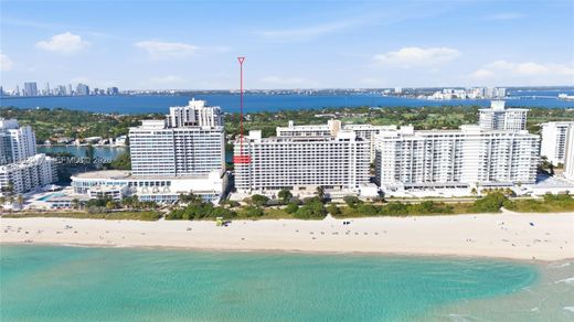 Residential complexes in Miami Beach, Miami-Dade