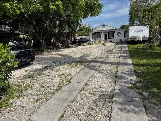 Villa in Miami Heights Trailer Park, Miami-Dade County