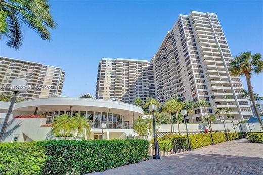Complesso residenziale a Hallandale Beach, Broward County