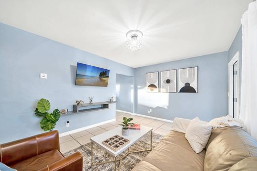 Villa in West Palm Beach, Palm Beach