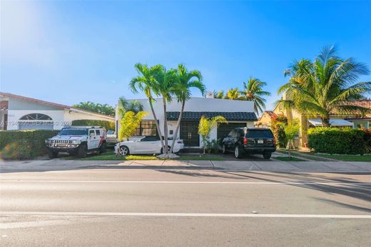 Villa Surfside, Miami-Dade County