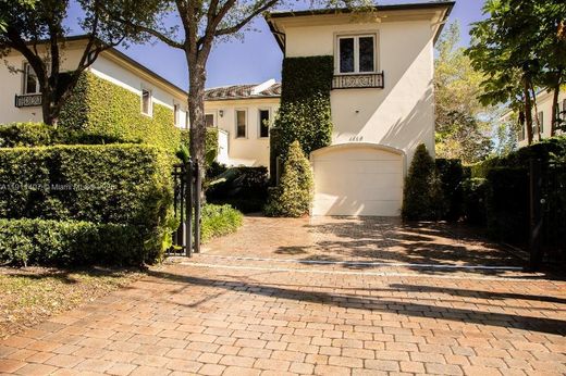Townhouse in Coral Gables, Miami-Dade