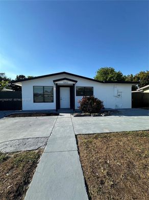 Villa - Miramar, Broward County