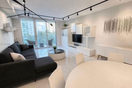Complesso residenziale a Sunny Isles Beach, Miami-Dade County