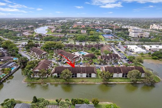 Residential complexes in Margate, Broward County