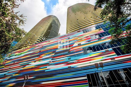 ‏בניין ב  מיאמי, Miami-Dade County