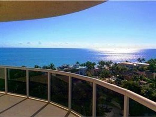 Residential complexes in Fort Lauderdale, Broward County