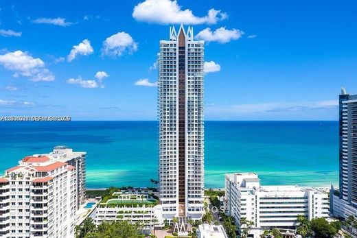 Residential complexes in Miami Beach, Miami-Dade