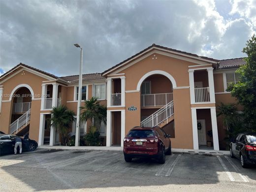 Complexos residenciais - Hialeah, Miami-Dade County