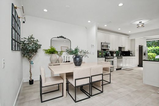 Townhouse in Boca Raton, Palm Beach