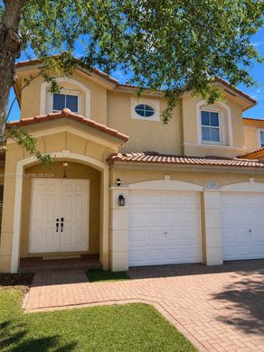 Townhouse in Doral, Miami-Dade