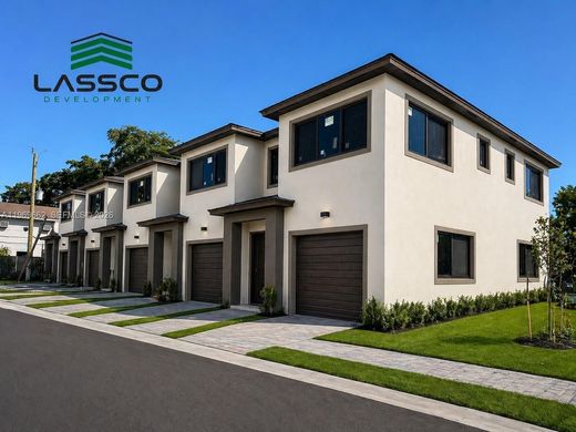 Townhouse in Oakland Park, Broward County