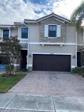 Townhouse in Parkland, Broward County