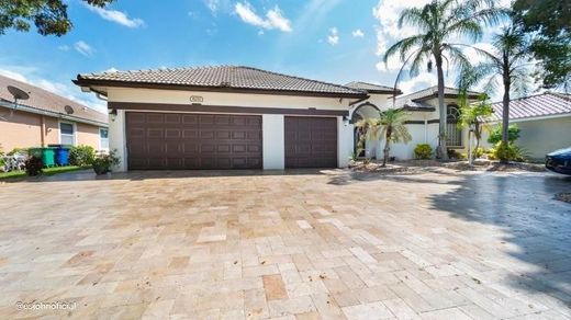 Villa - Coral Springs, Broward County