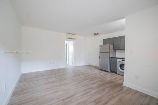Edificio en South Miami, Miami-Dade County