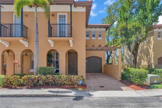 Townhouse in Coconut Creek, Broward County