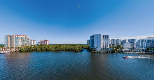 Residential complexes in Fort Lauderdale, Broward County