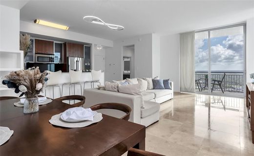Residential complexes in Miami, Miami-Dade