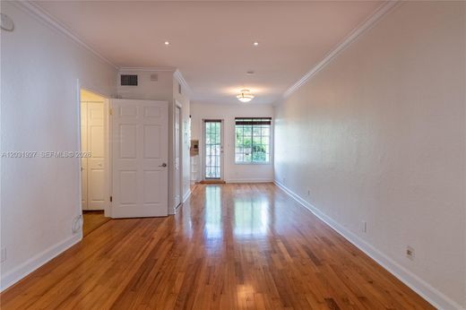 Townhouse in Coral Gables, Miami-Dade