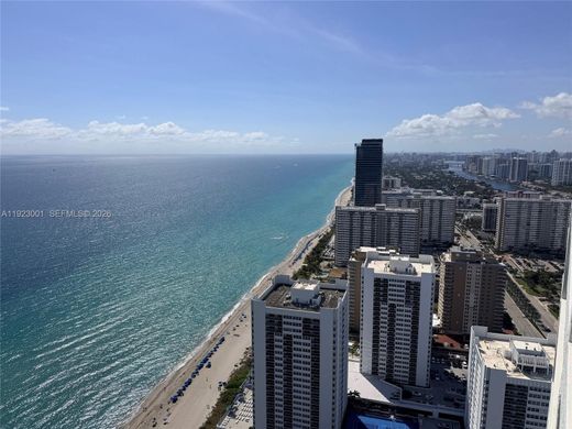 Residential complexes in Hallandale, Broward County