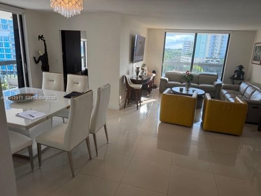 Residential complexes in Miami, Miami-Dade