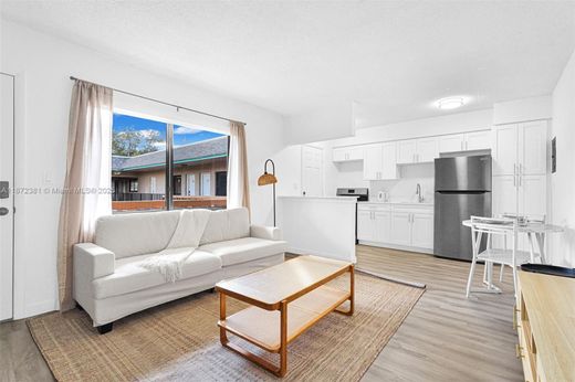 Edificio en North Miami, Miami-Dade County