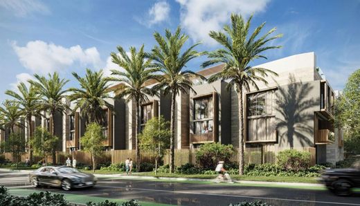 Residential complexes in Bay Harbor Islands, Miami-Dade