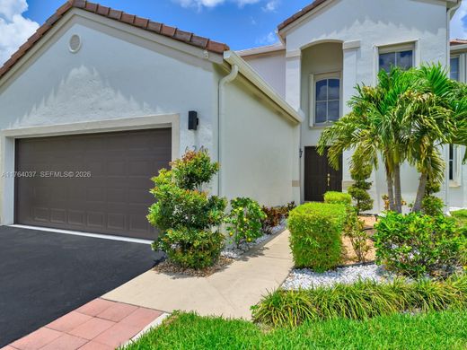 Villa - Weston, Broward County
