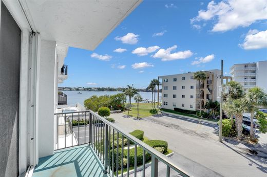 Wohnkomplexe in Lantana, Palm Beach County