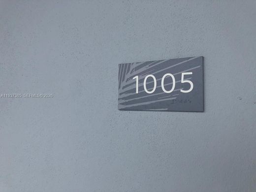 مجمع شقق ﻓﻲ North Miami Beach, Miami-Dade County