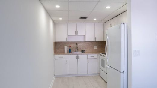 Complexes résidentiels à Pembroke Pines, Comté de Broward