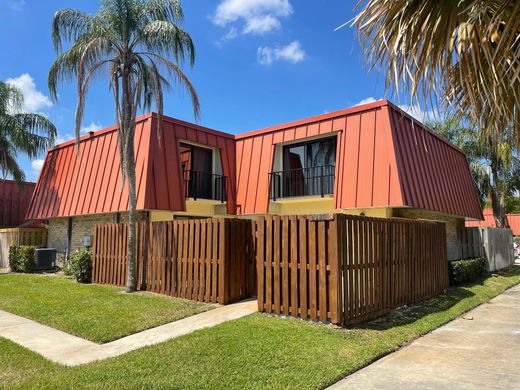 Townhouse in Palm Beach Gardens, Palm Beach