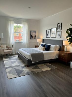 Residential complexes in Doral, Miami-Dade