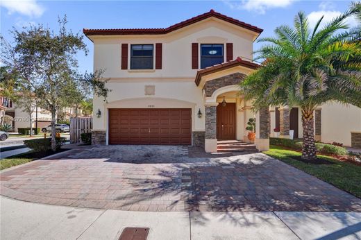 Villa in Doral, Miami-Dade