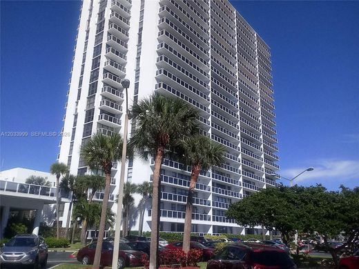 Komplex apartman Aventura, Miami-Dade County