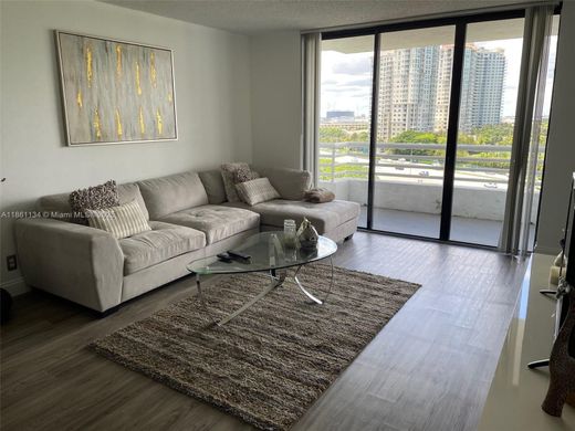 Complexes résidentiels à Aventura, Comté de Miami-Dade