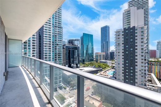 Komplex apartman Miami, Miami-Dade County