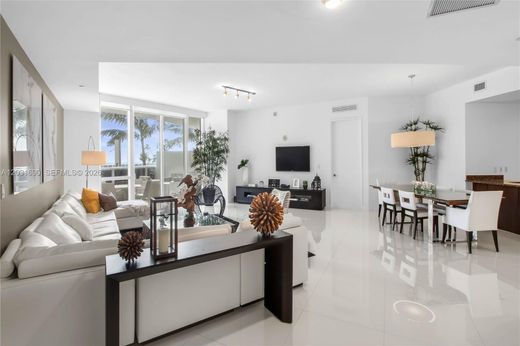 Residential complexes in Sunny Isles Beach, Miami-Dade