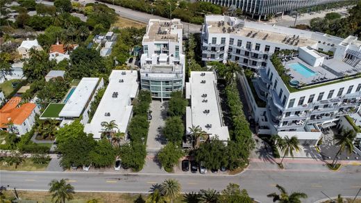 Complexes résidentiels à Miami Beach, Comté de Miami-Dade